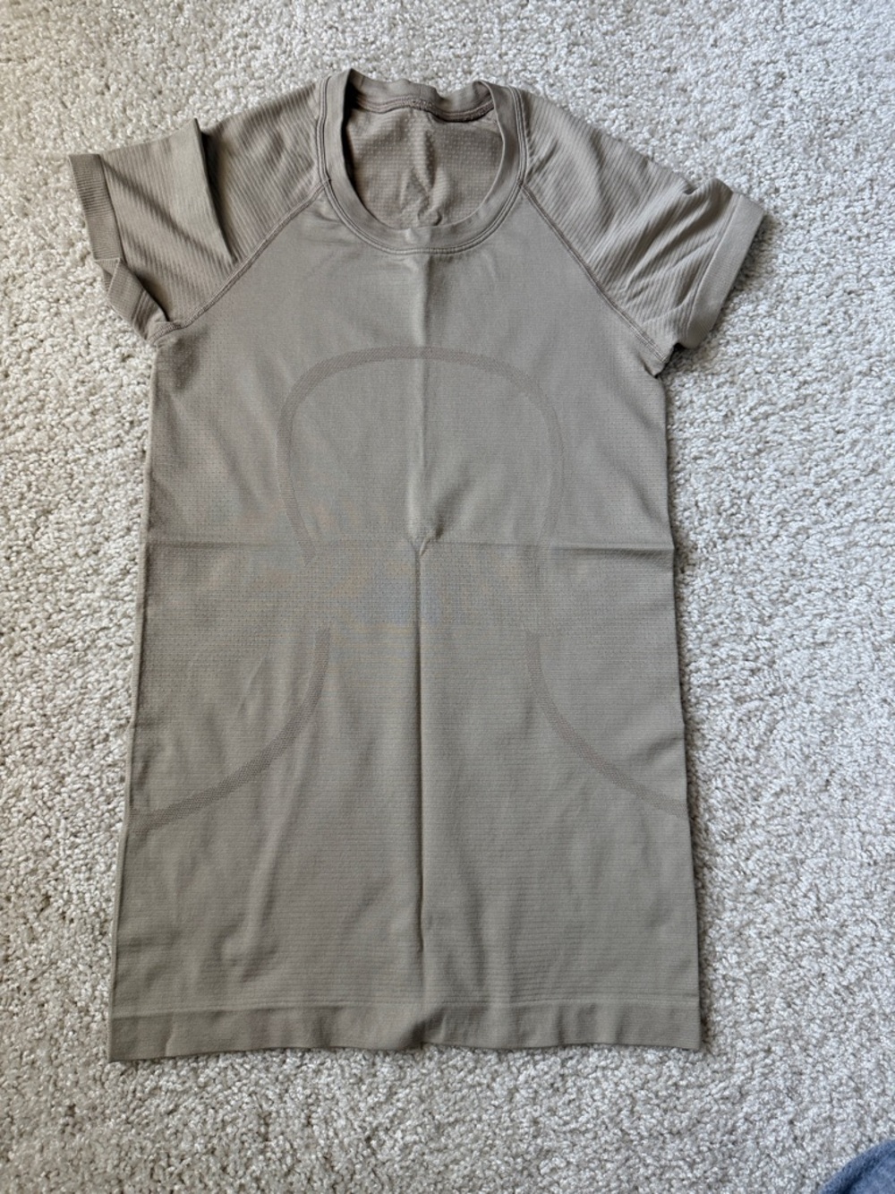 Lululemon Swiftly Tech Short Sleeve Top Size 4